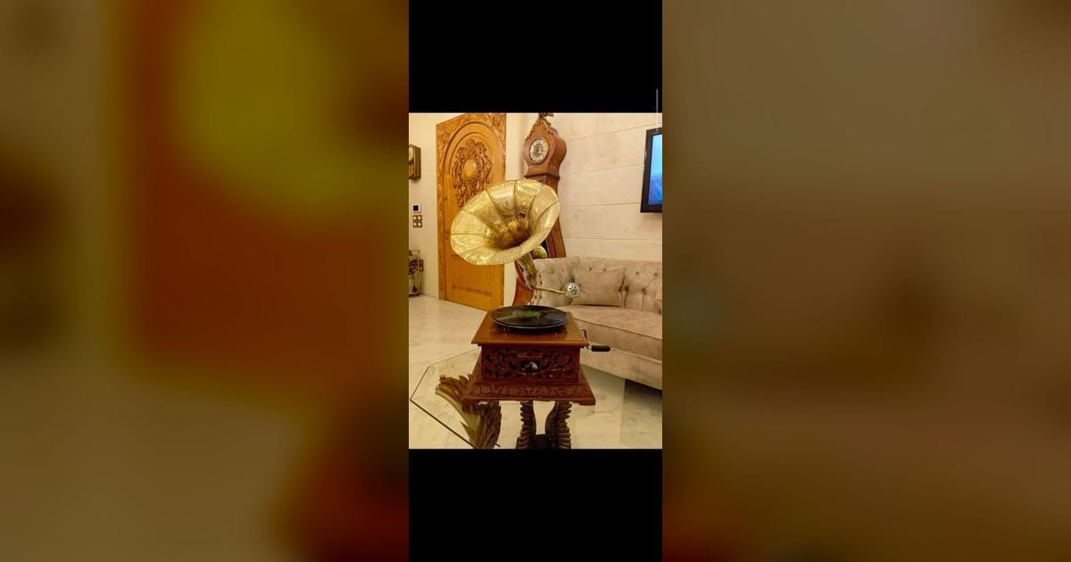 ساعة ألمانية أنتيك خشبية – قطعة نادرة