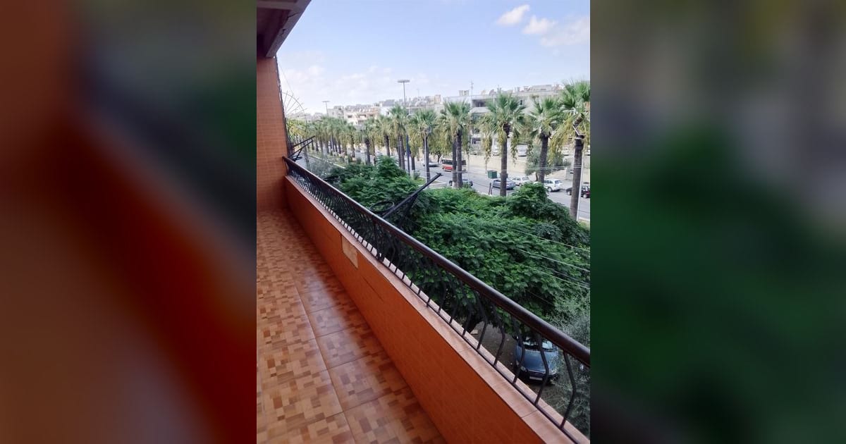 للبيع شقة ع شارع الجمهورية